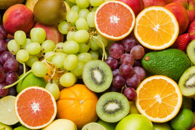 Kako bi trebalo da jedete voæe kada ste na dijeti?